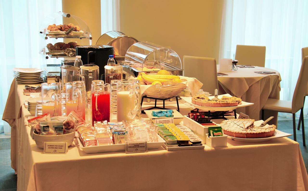 Expo Hotel Milan Парабиаго Екстериор снимка