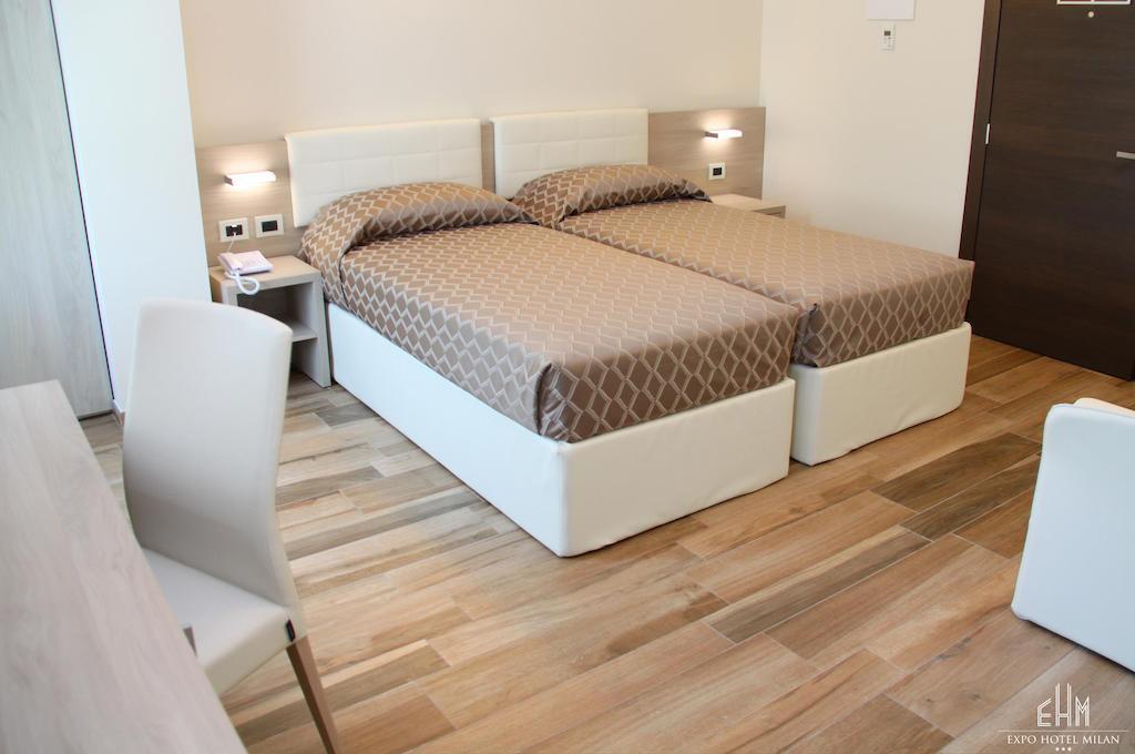 Expo Hotel Milan Парабиаго Стая снимка