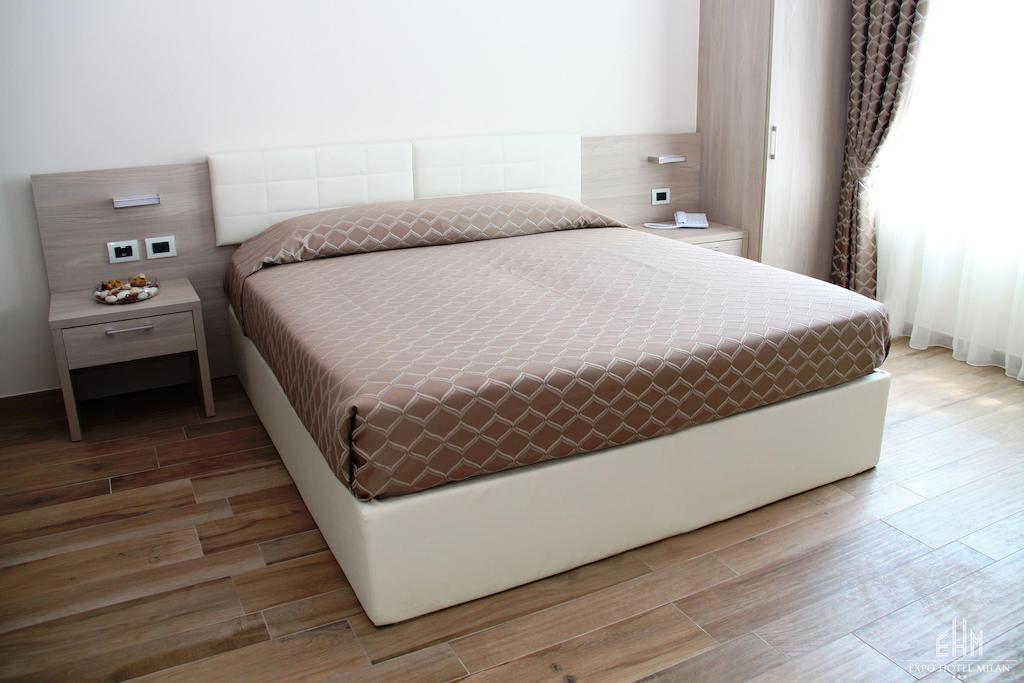 Expo Hotel Milan Парабиаго Стая снимка