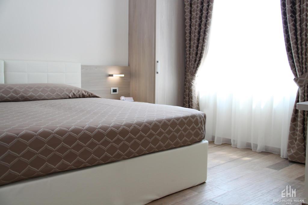 Expo Hotel Milan Парабиаго Стая снимка